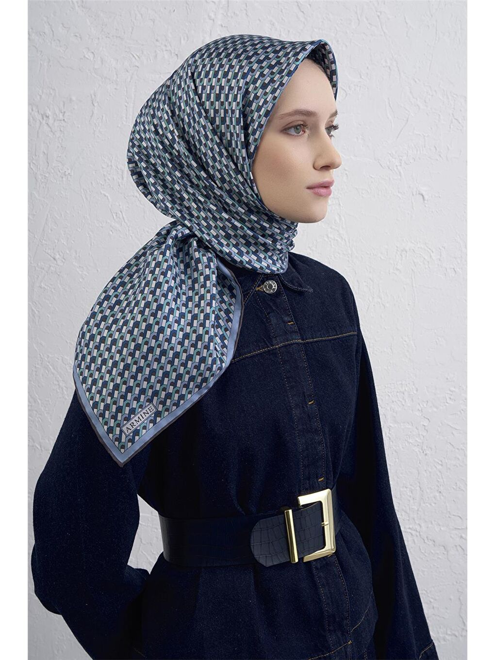 Mavi Geometrik Desenli Saf İpek Twill Eşarp 9417D 84-2