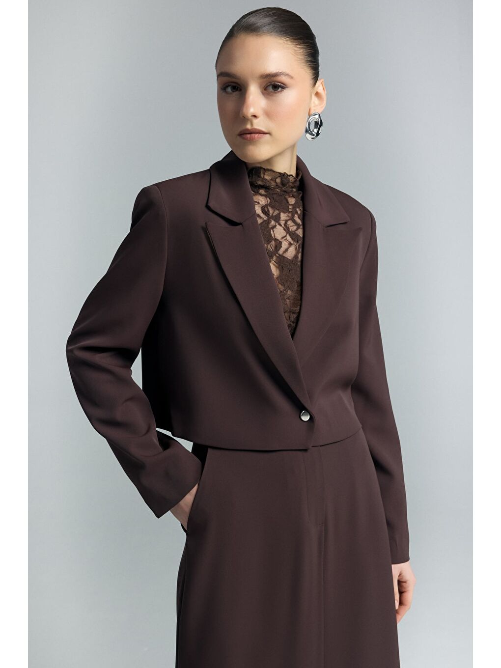 Kahverengi Mari Kısa Ceket - Kahve