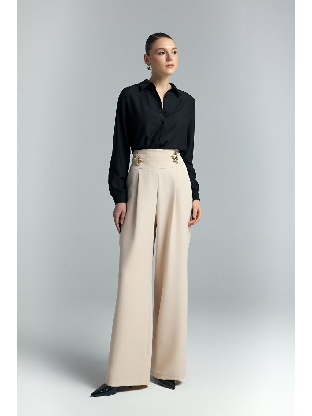 Bel Aksesuarlı Pantolon - Bej