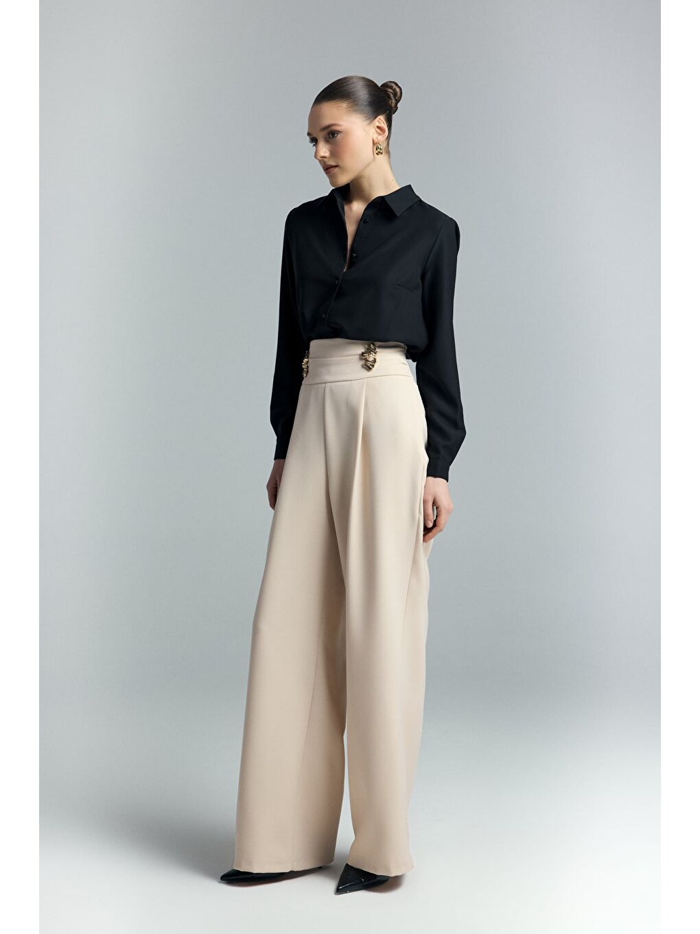 Bel Aksesuarlı Pantolon - Bej-2