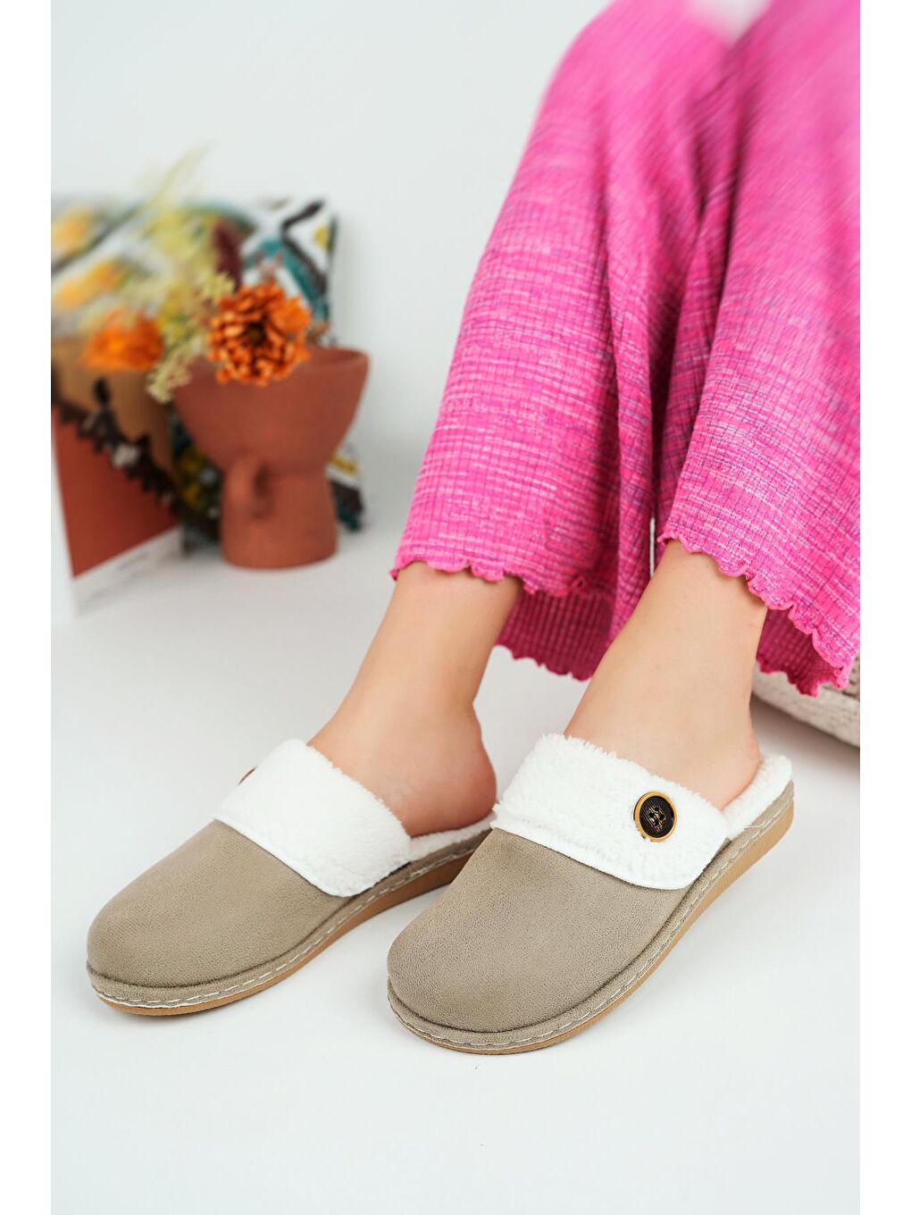 Bej CARMEN Kadın Ev Terliği Kışlık Topuklu Terlik-1