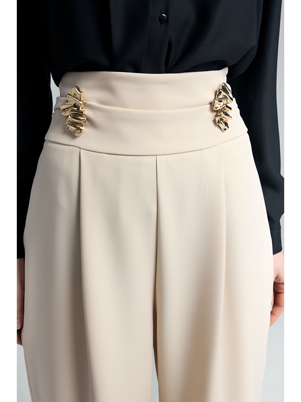 Bel Aksesuarlı Pantolon - Bej-5