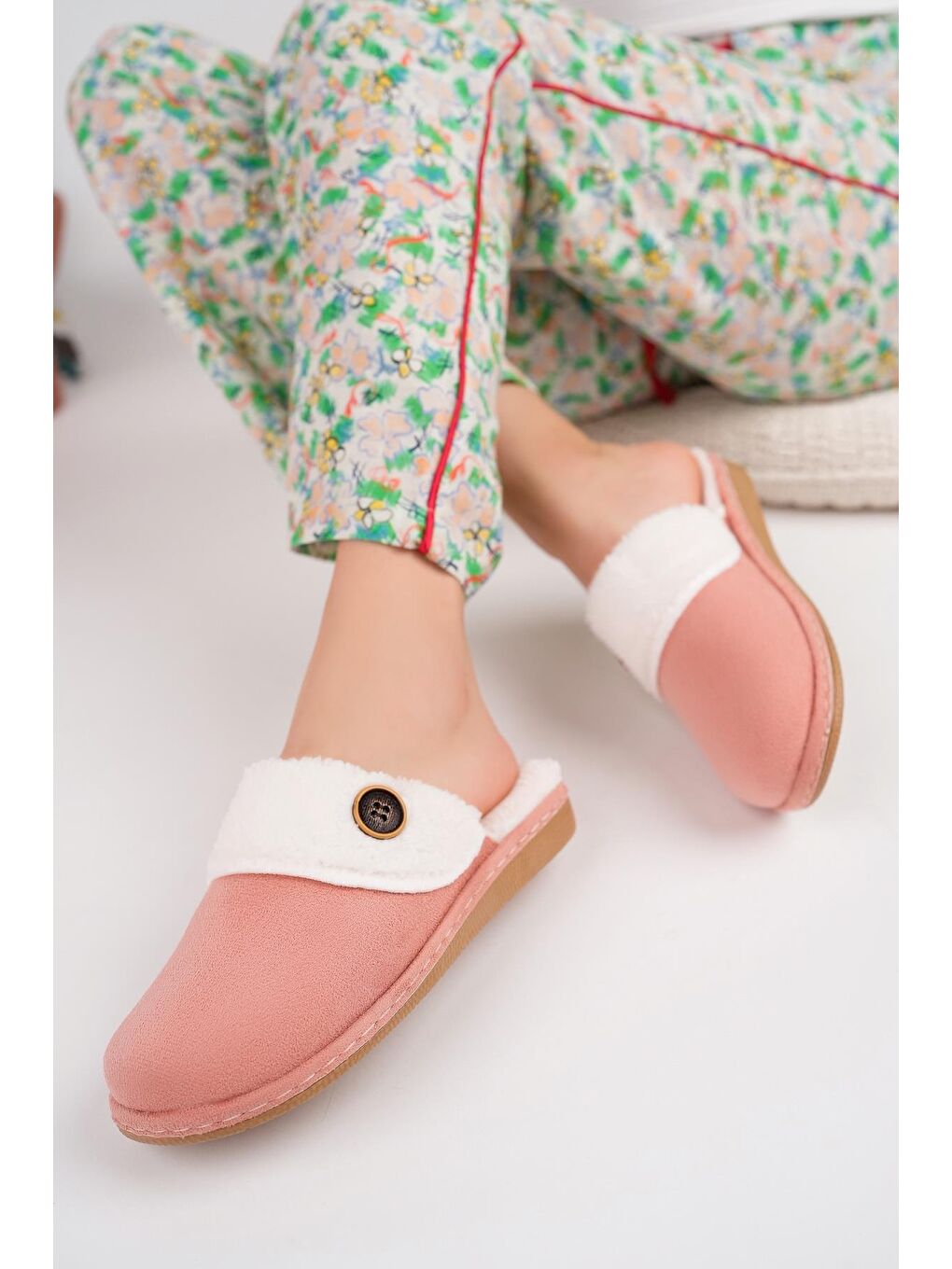 Pembe CARMEN Kadın Ev Terliği Kışlık Topuklu Terlik
