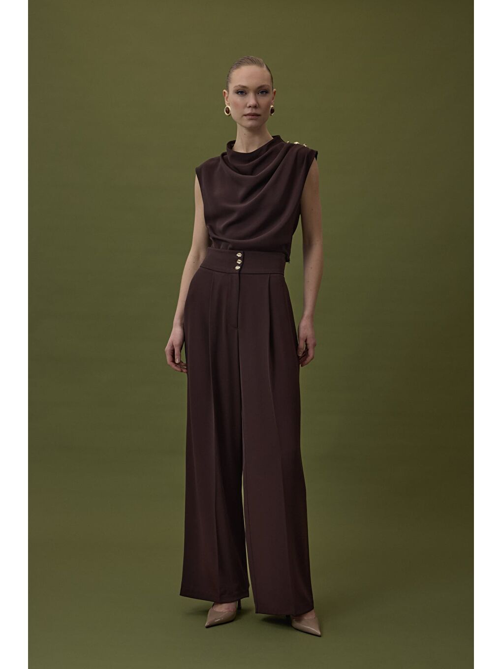 Kahverengi Talia Düğme Detaylı Pantolon - Kahve-2