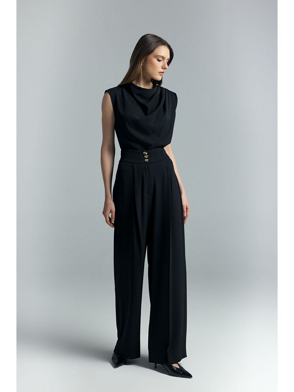 Talia Düğme Detaylı Pantolon - Siyah-4
