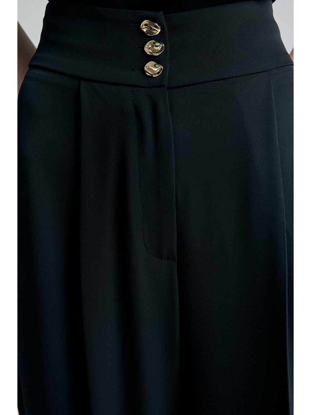 Talia Düğme Detaylı Pantolon - Siyah-6