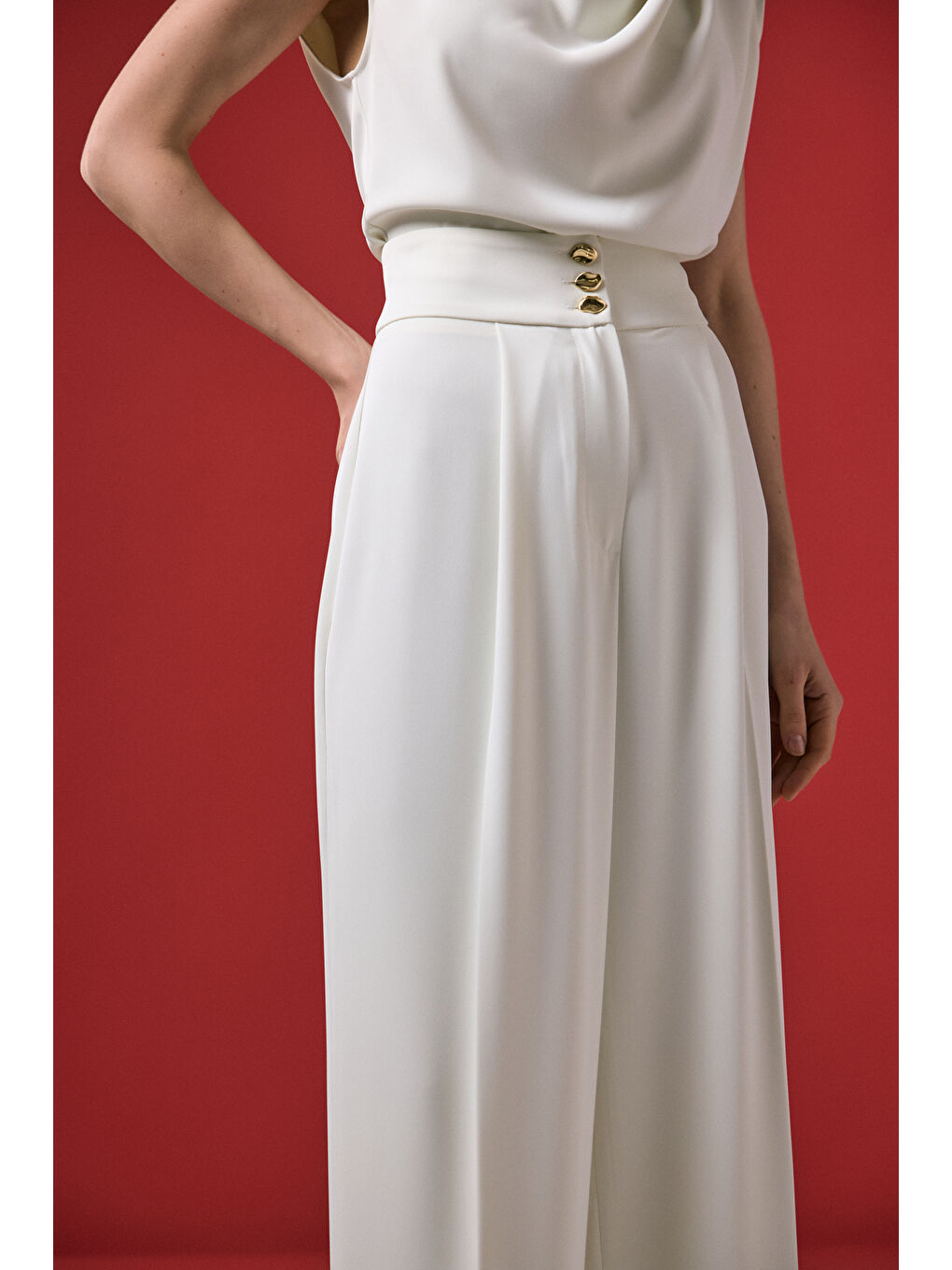 Talia Düğme Detaylı Pantolon - Ekru-5