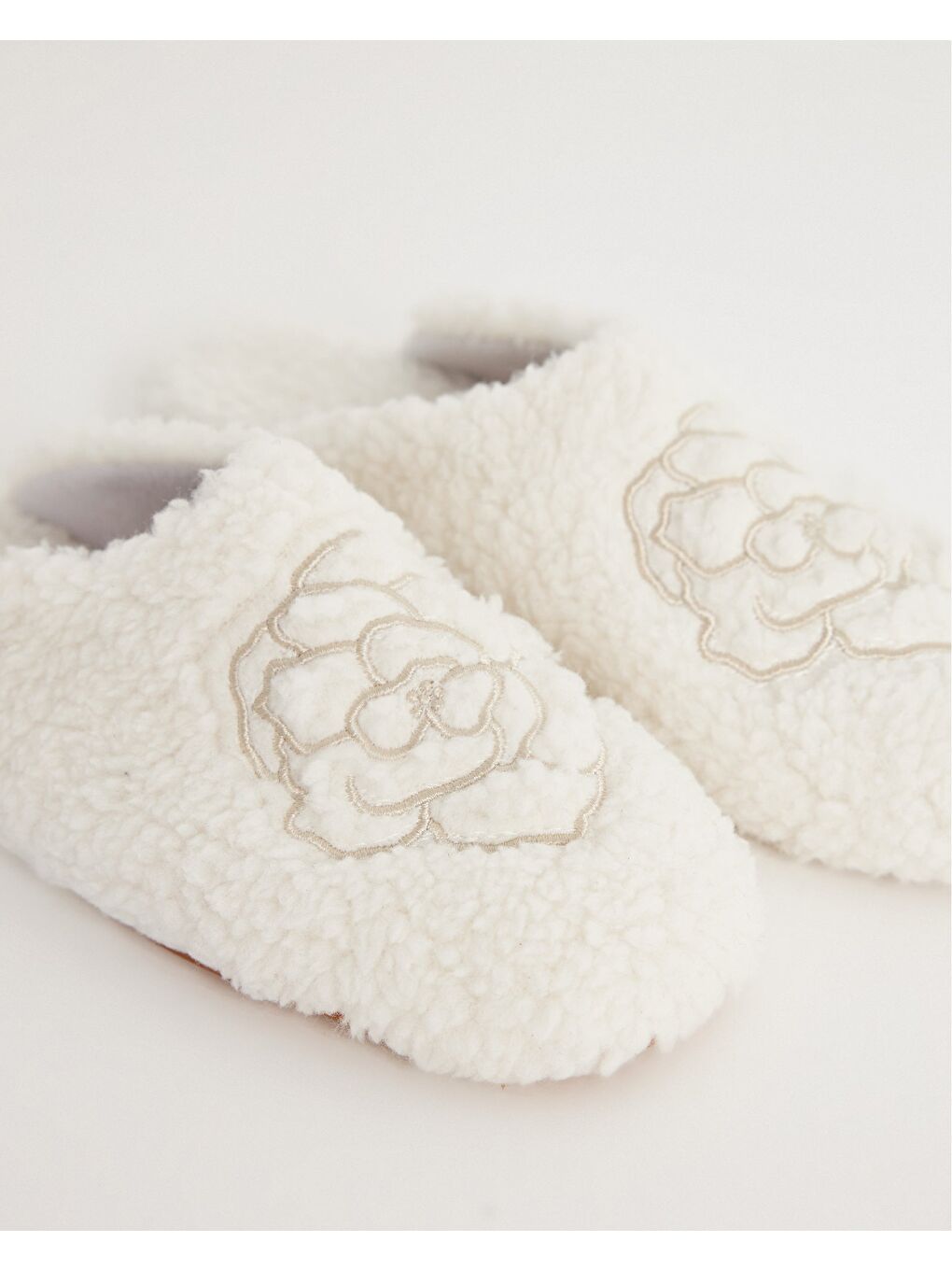 Ekru Kadın Gül Desenli Ev Terliği Bloom-1