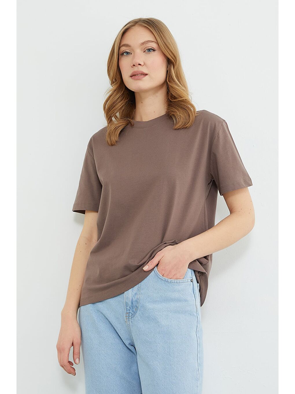 Kahverengi Basic Bisiklet Yaka Oversize Tişört