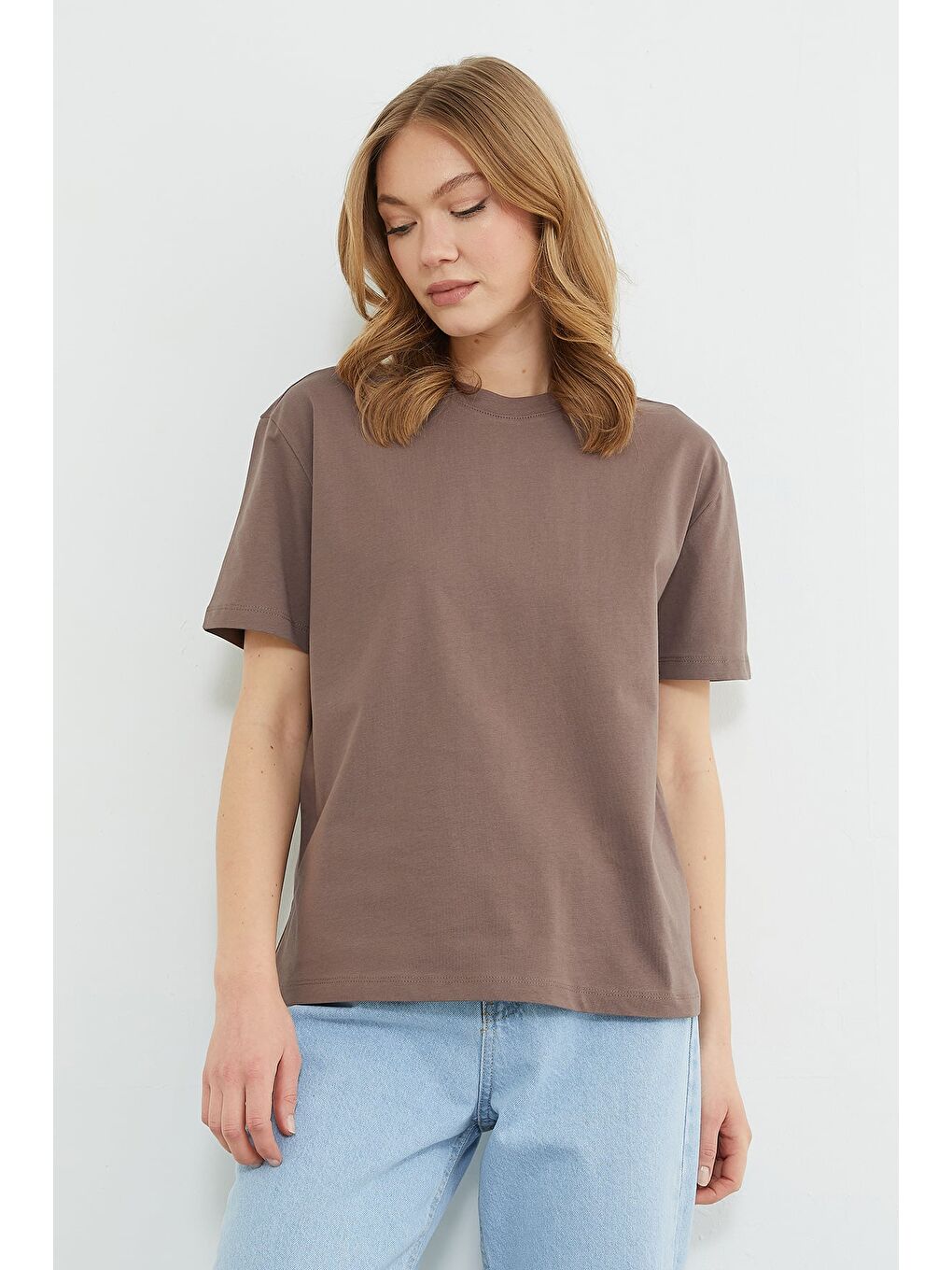 Kahverengi Basic Bisiklet Yaka Oversize Tişört-4