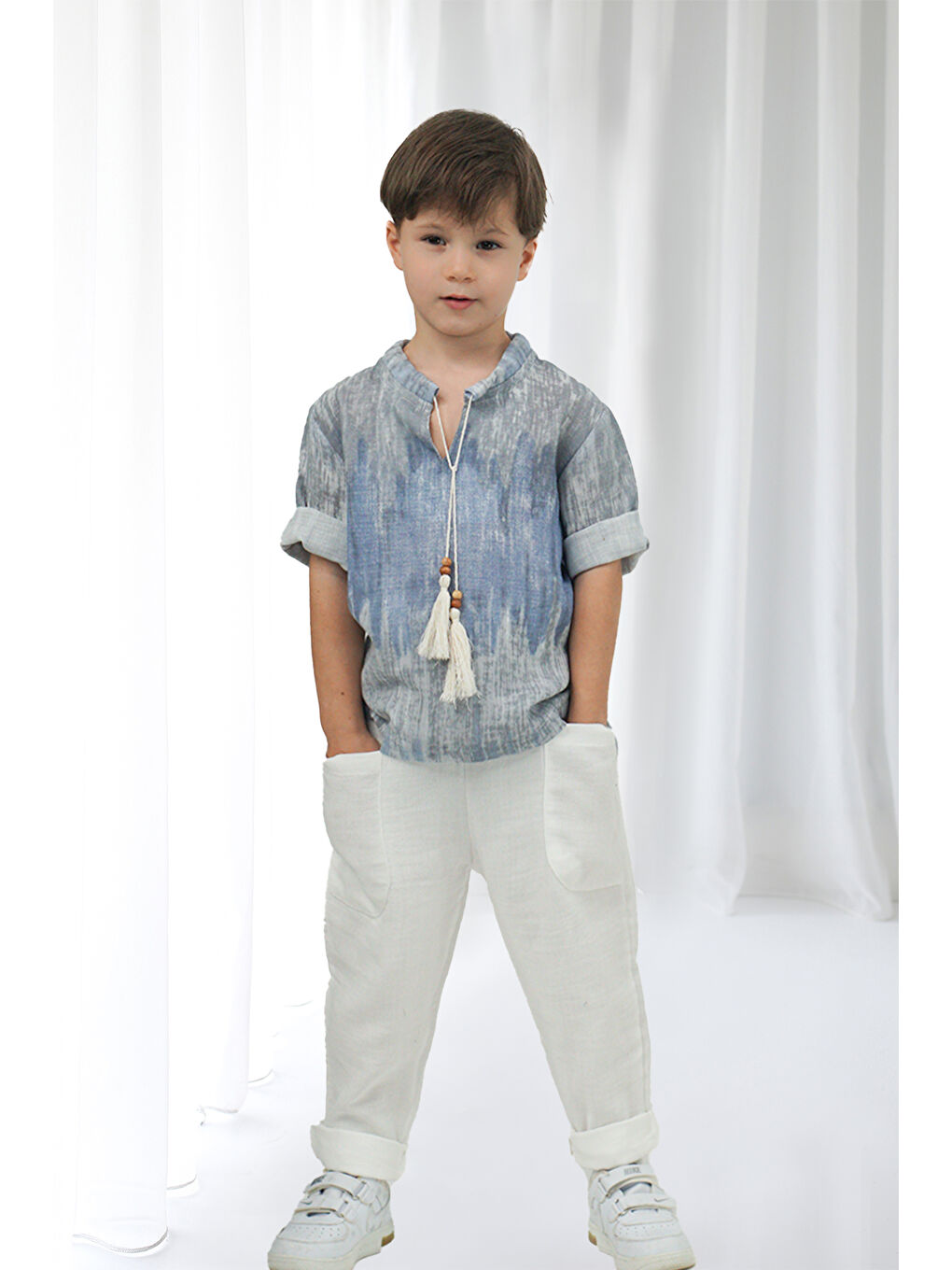 Beyaz Müslin Boyfriend Pantolon + Mavi Batik Desen Müslin  İpli Gömlek