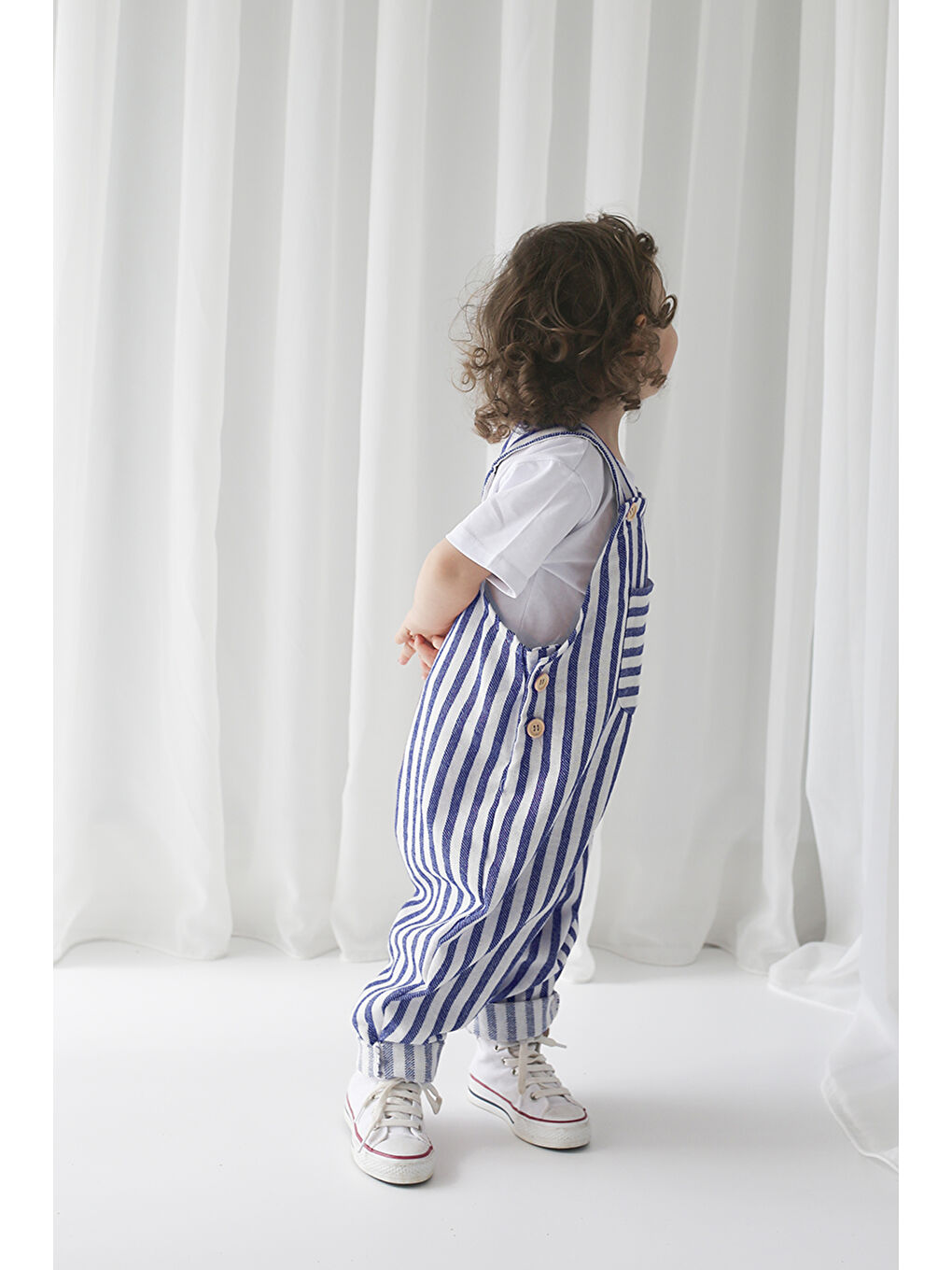 Erkek Çocuk Lacivert Beyaz Çizgili Keten Askılı Tulum-1