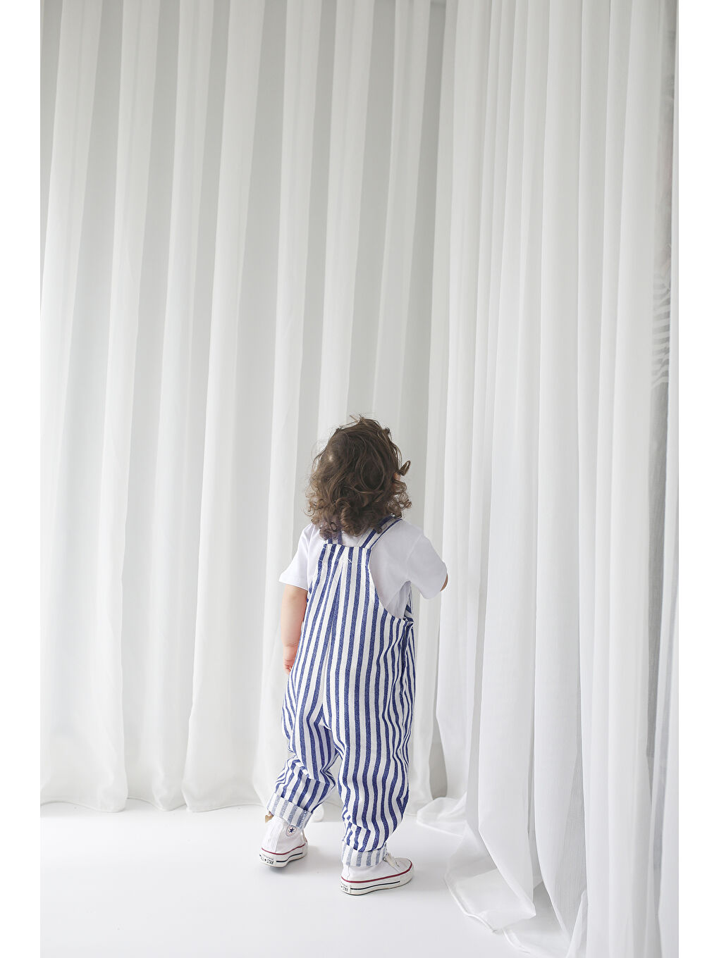 Erkek Çocuk Lacivert Beyaz Çizgili Keten Askılı Tulum-2