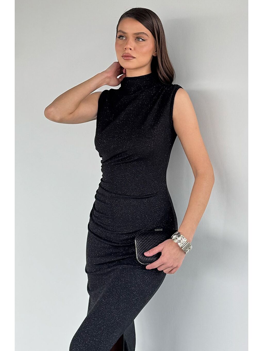 Siyah Sim Detaylı Drapeli Abiye Elbise-2