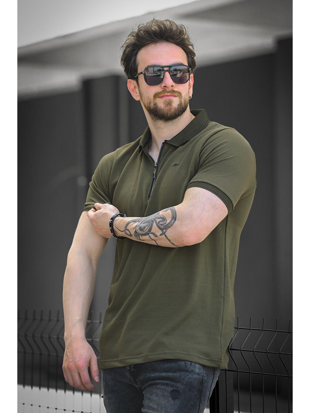 Haki Zack Polo Yaka Petek Kumaş Yarım Fermuarlı Erkek Tshirt-2