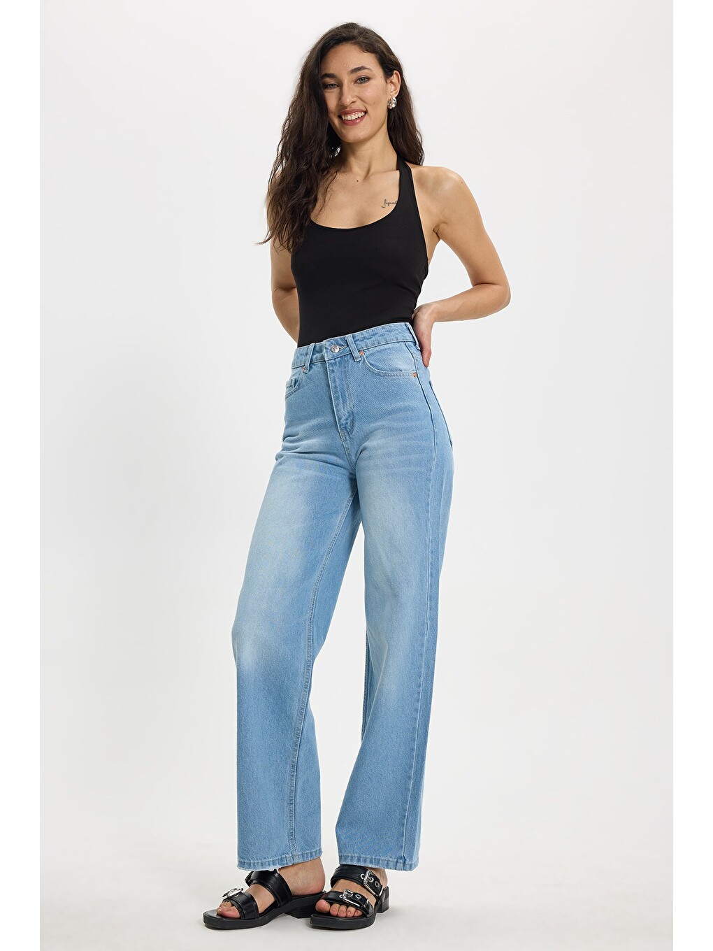 Kadın Relax Fit Rahat Kesim %100 Pamuk Cepli Geniş Paça Açık Mavi Jean Jean Pantolon-2