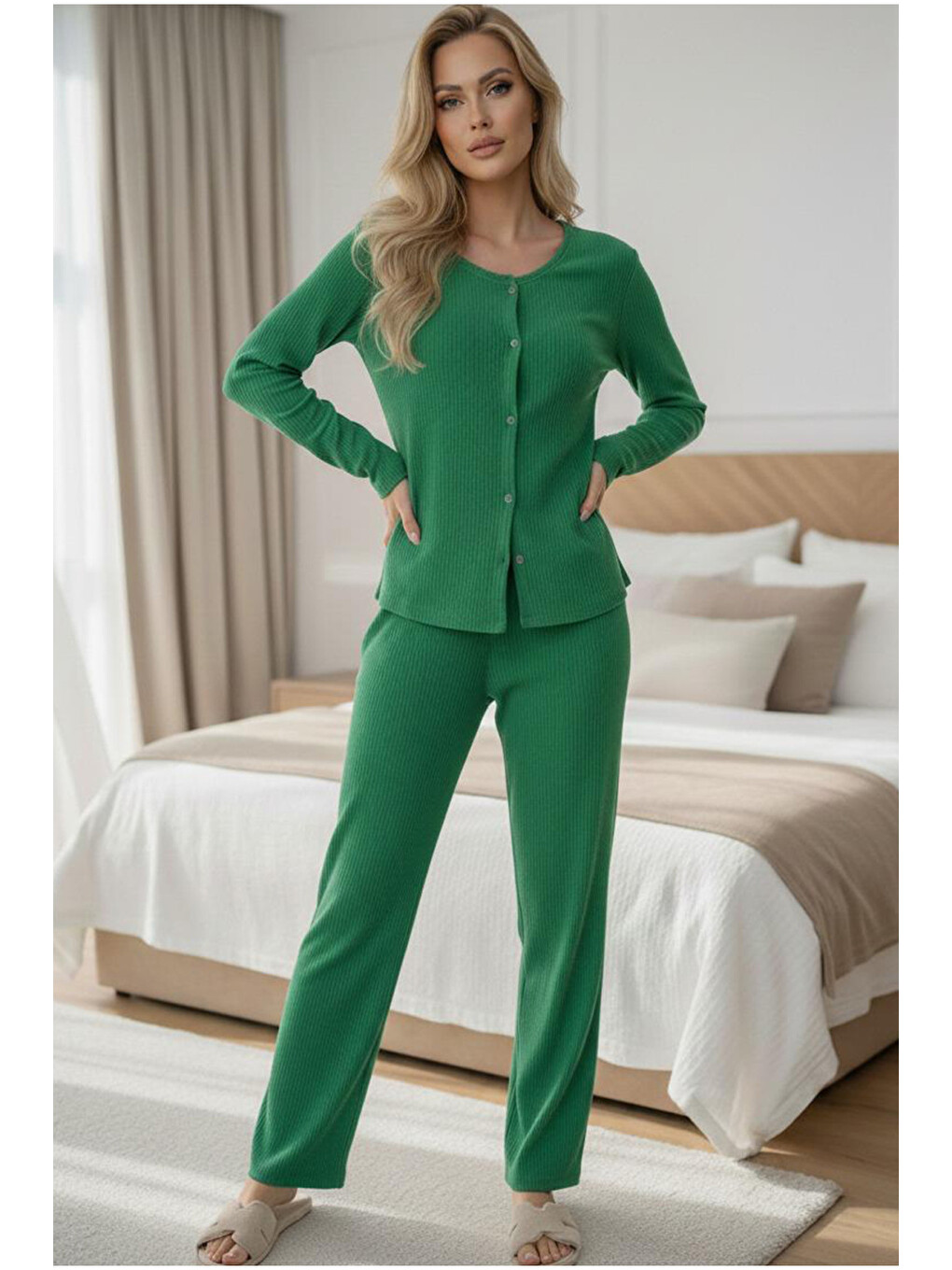 Yeşil Fırçalı Yumuşak Dokulu Fitilli Kaşkorse Örme Düğmeli Hırka Pijama Takım-1