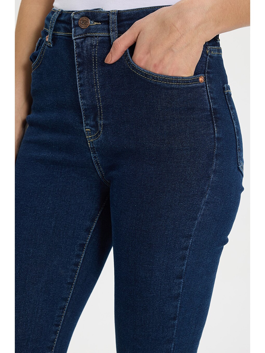 Kadın Regular Fit Klasik Kesim Pamuklu Elastanlı İspanyol Paça Lacivert Jean Jean Pantolon-2