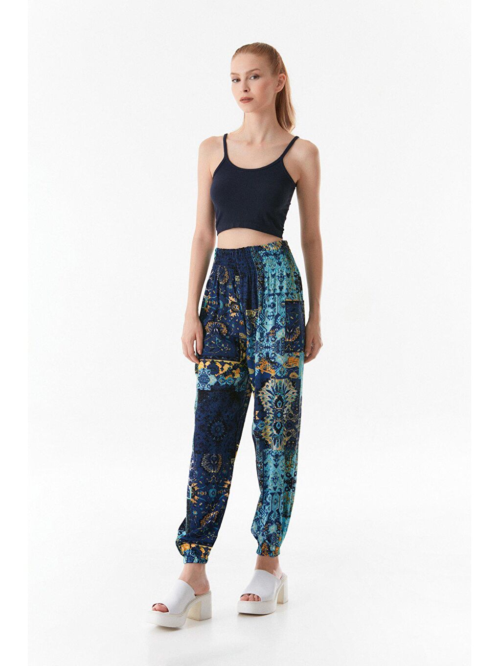 Mavi Desenli Beli Lastikli Şalvar Pantolon-1