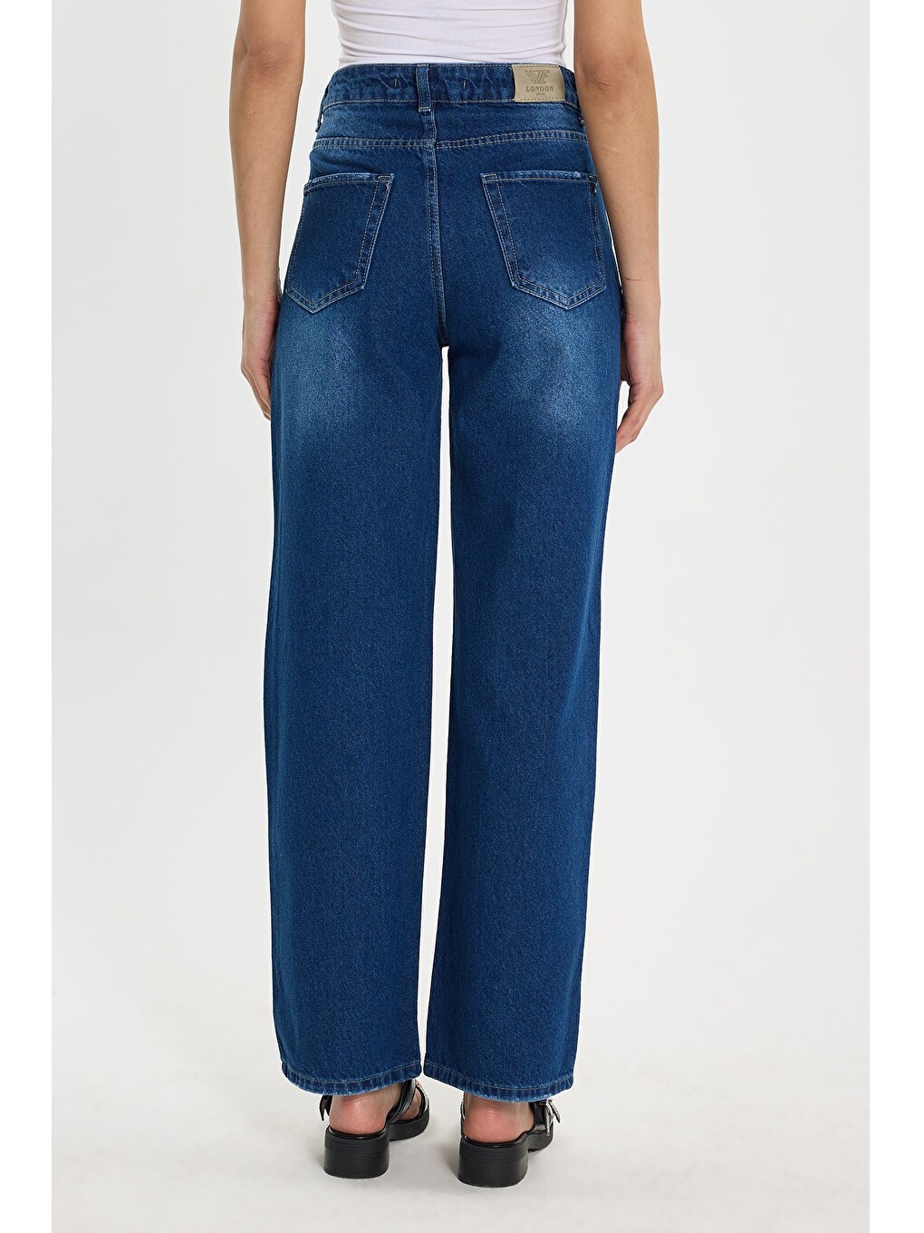 Kadın Relax Fit Rahat Kesim %100 Pamuk Cepli Geniş Paça Lacivert Jean Jean Pantolon-5