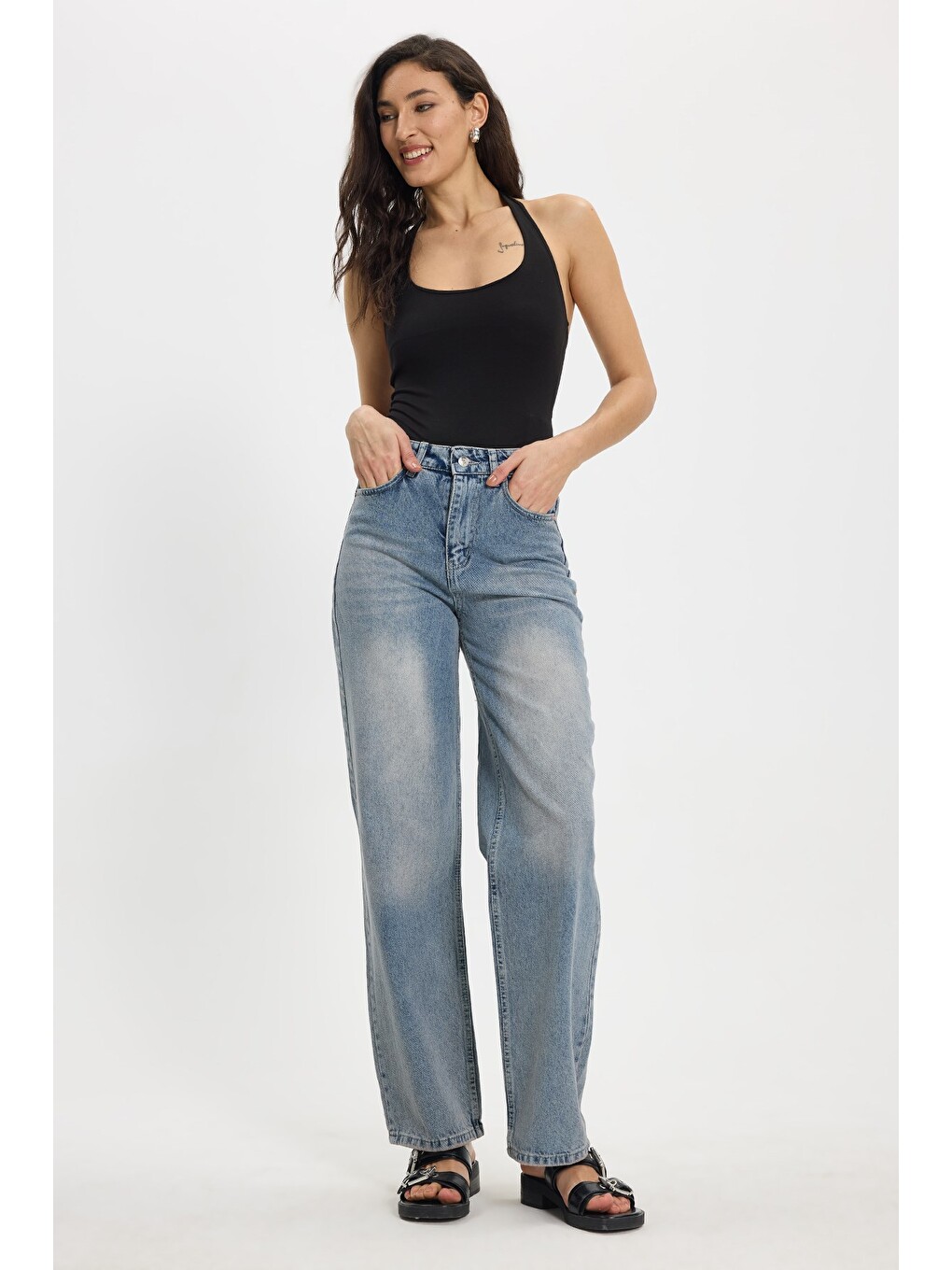 Kadın Relax Fit Rahat Kesim %100 Pamuk Cepli Geniş Paça Mavi Jean Jean Pantolon-2