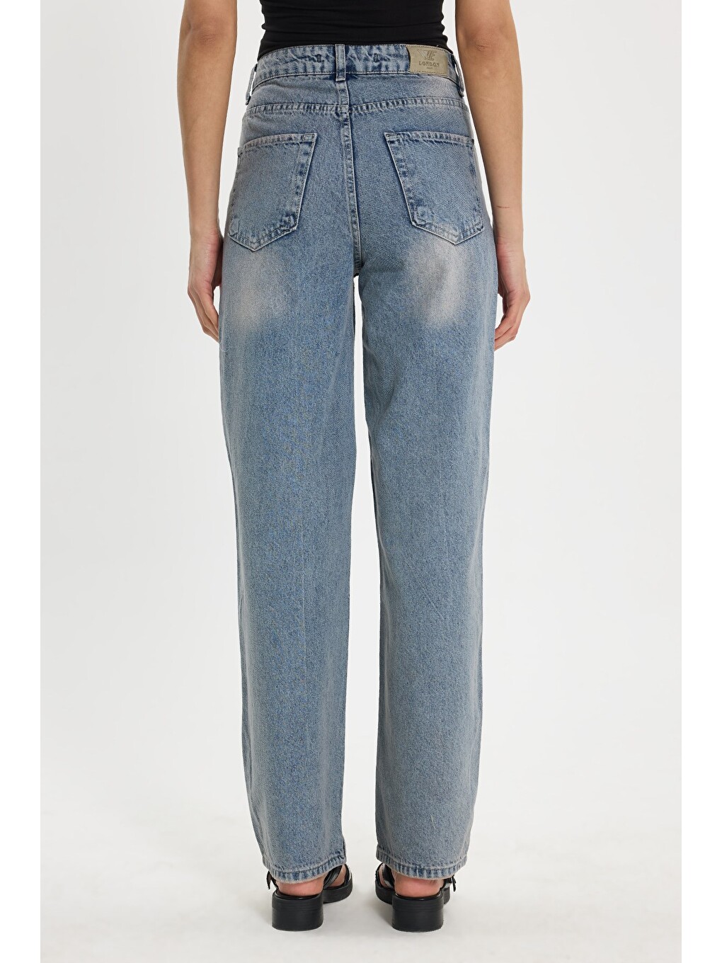 Kadın Relax Fit Rahat Kesim %100 Pamuk Cepli Geniş Paça Mavi Jean Jean Pantolon-5
