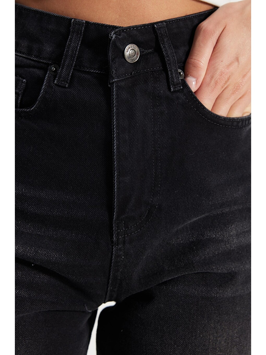 Kadın Relax Fit Rahat Kesim %100 Pamuk Cepli Geniş Paça Siyah Jean Jean Pantolon-4