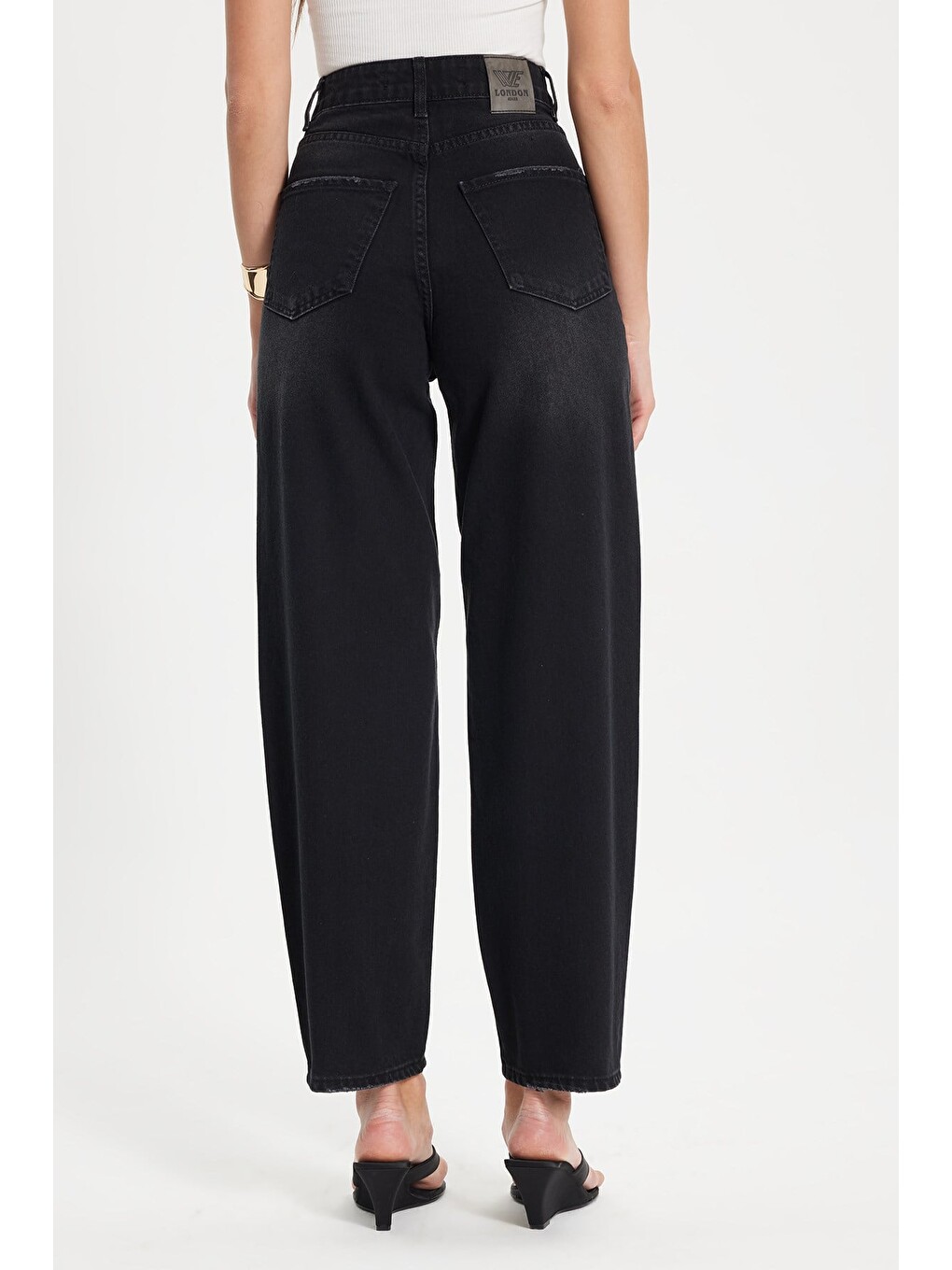 Kadın Relax Fit Rahat Kesim %100 Pamuk Cepli Geniş Paça Siyah Jean Jean Pantolon-5