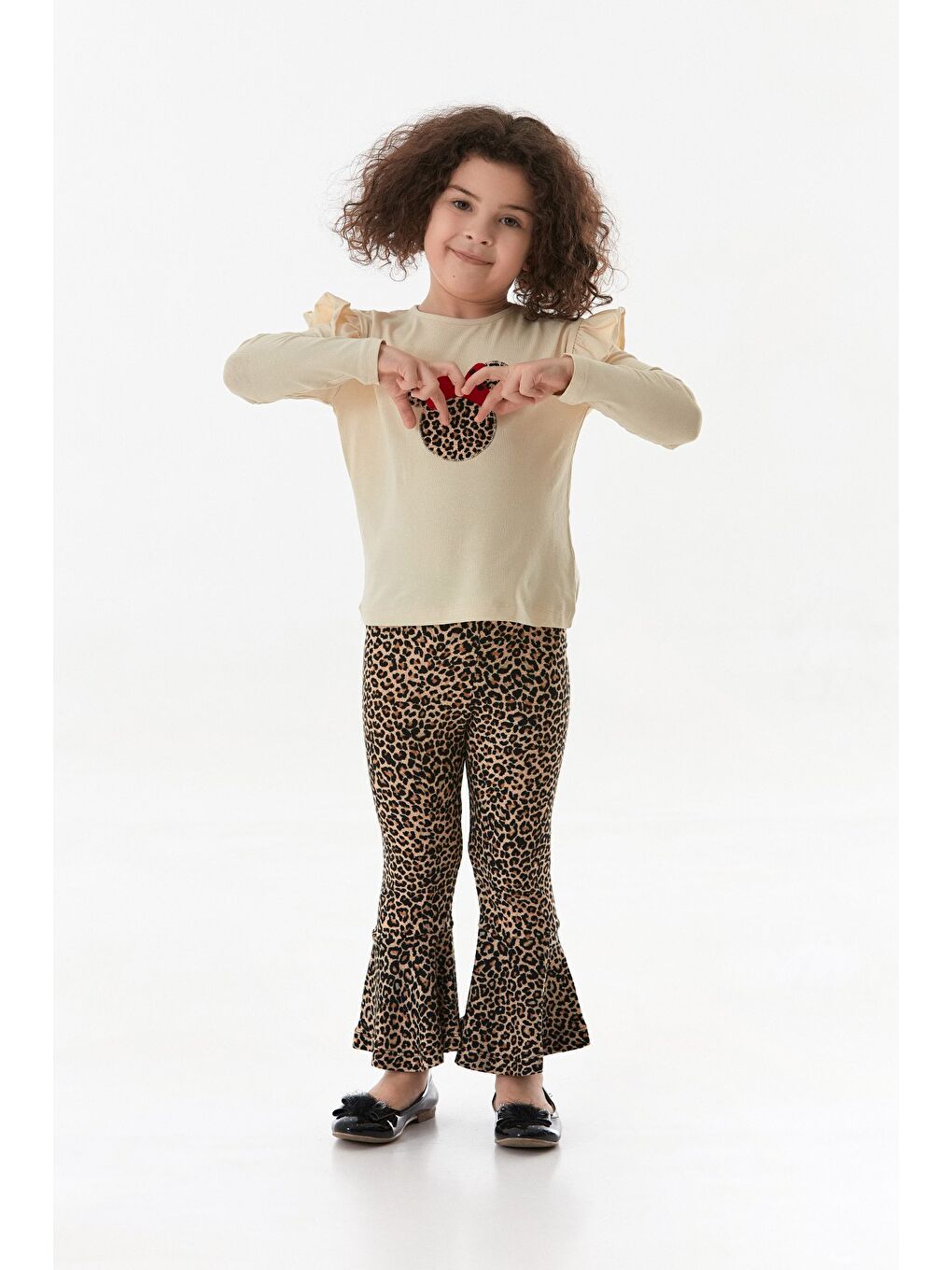 Bej Leopar Desenli Karakter Nakışlı Kız Çocuk Flare Takım-2