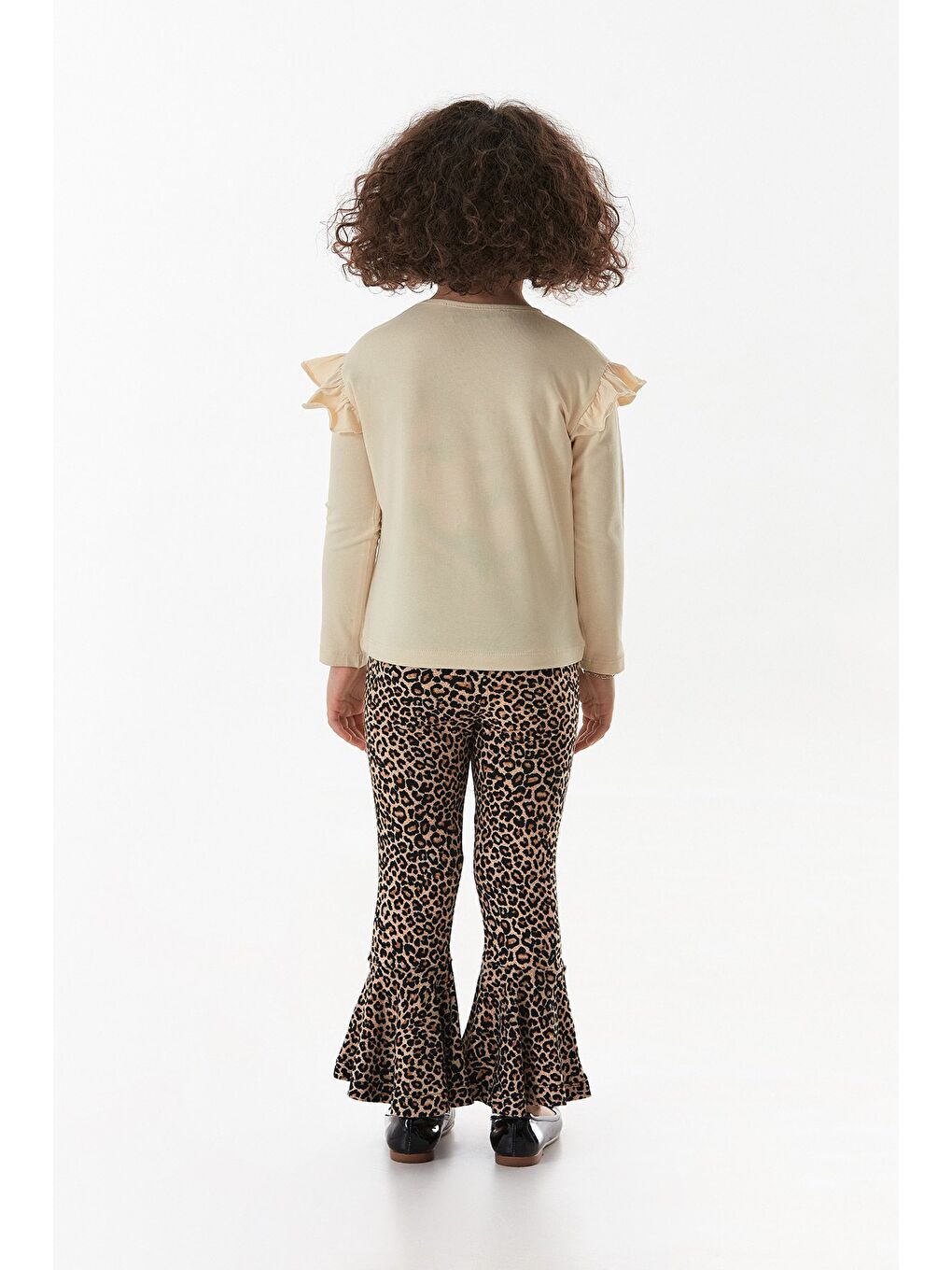 Bej Leopar Desenli Karakter Nakışlı Kız Çocuk Flare Takım-4