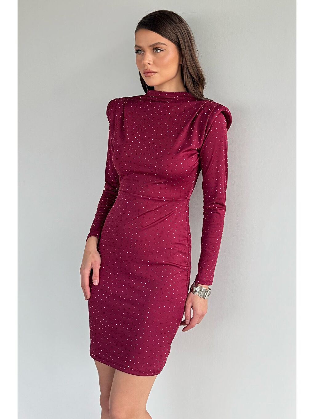 Mürdüm Kadın Dik Yaka Omuz Vatkalı Taşlı Elastanlı Abiye Elbise-2