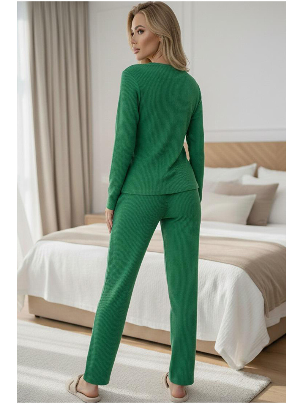 Yeşil Fırçalı Yumuşak Dokulu Fitilli Kaşkorse Örme Düğmeli Hırka Pijama Takım-2