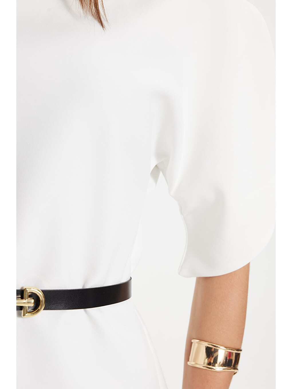 Kadın Slim Fit Dar Kesim Yarasa Kol İnce Kemerli Fermuarlı Beyaz Bluz Gömlek-4