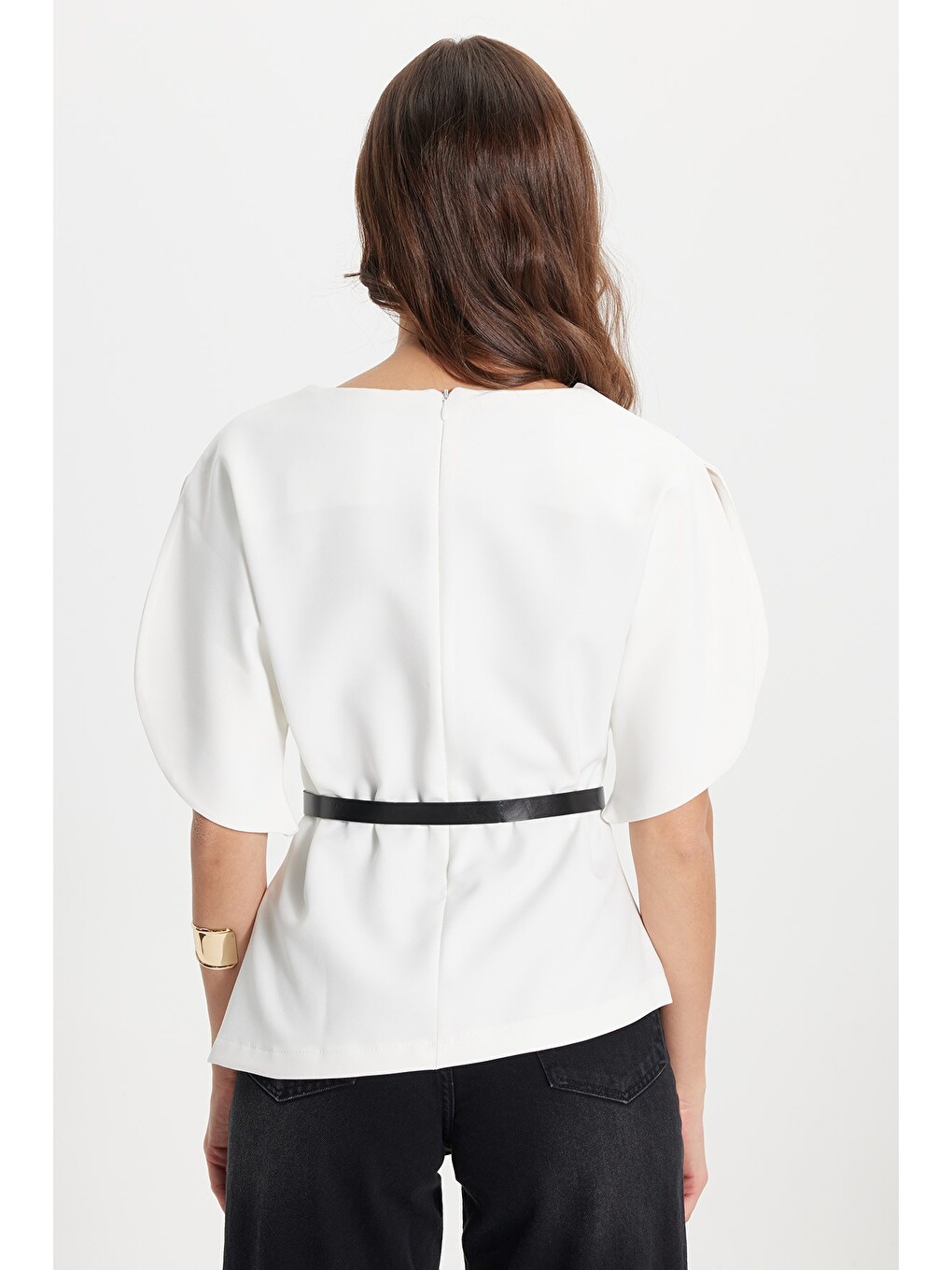 Kadın Slim Fit Dar Kesim Yarasa Kol İnce Kemerli Fermuarlı Beyaz Bluz Gömlek-6