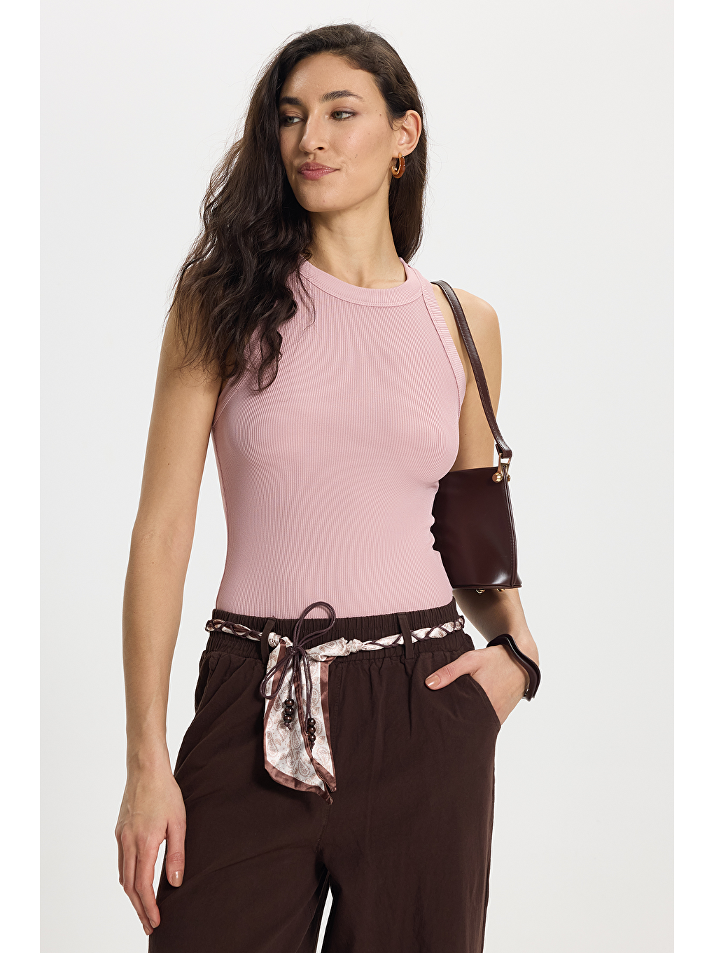 Pembe Kadın Slim Fit Dar Kesim Bisiklet Yaka Fitilli Görünümlü Askılı Elastanlı Pudra Rengi Bluz Atlet-3