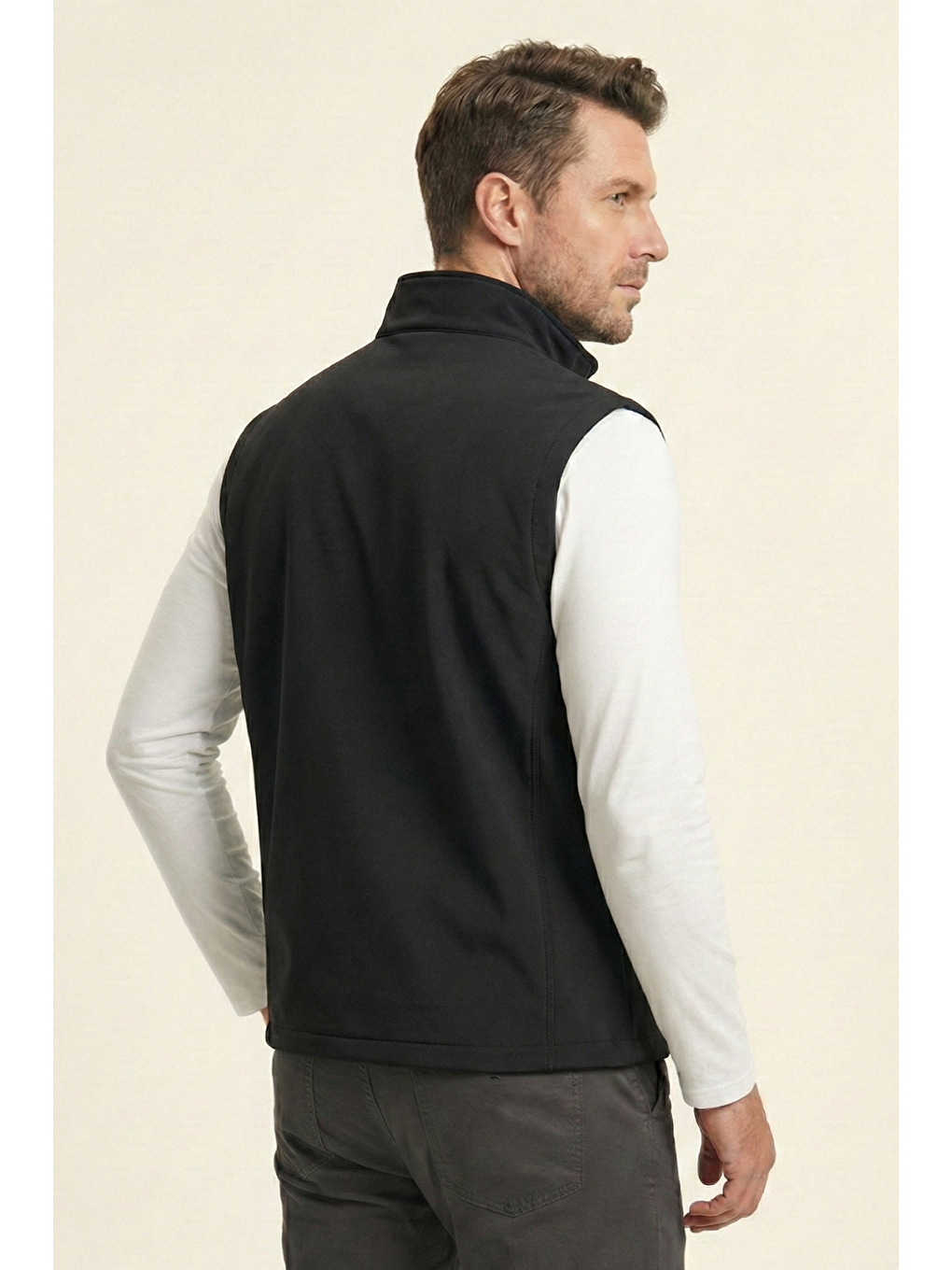 Siyah Erkek Yelek Softshell Su Geçirmez Tam Fermuarlı Cepli Normal Kalıp Spor Yelek-2