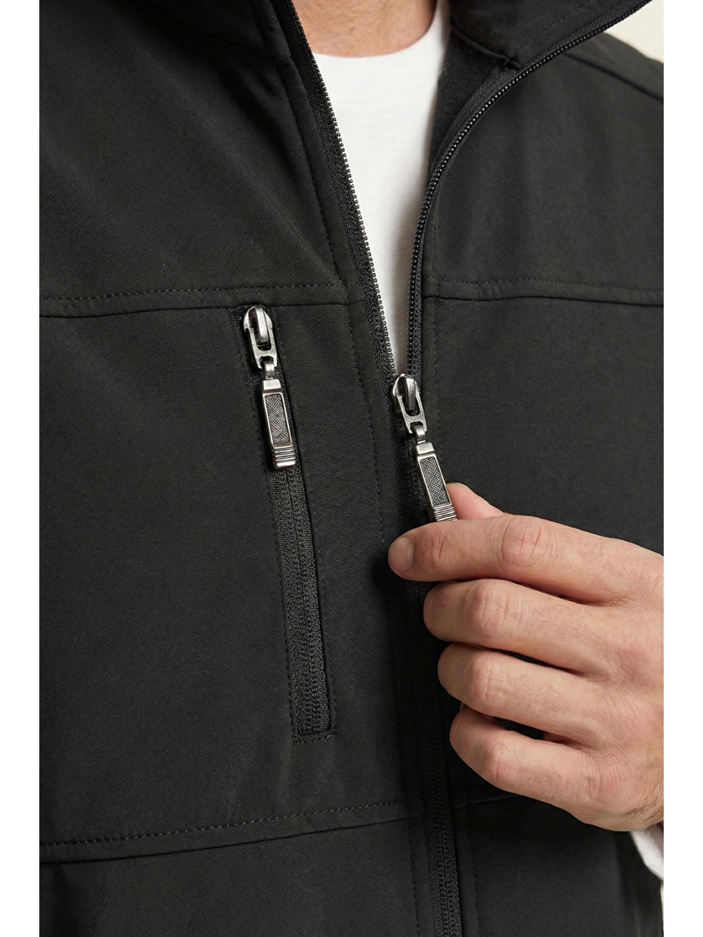 Siyah Erkek Yelek Softshell Su Geçirmez Tam Fermuarlı Cepli Normal Kalıp Spor Yelek-3