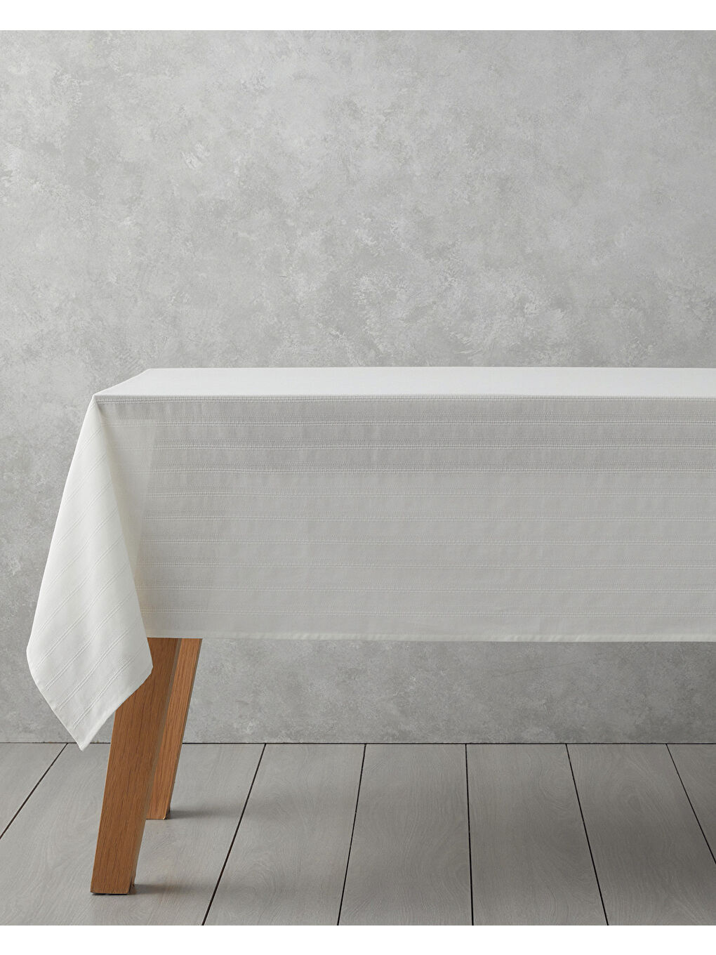 Ekru Lush Pamuk Masa Örtüsü 140x200 cm Krem