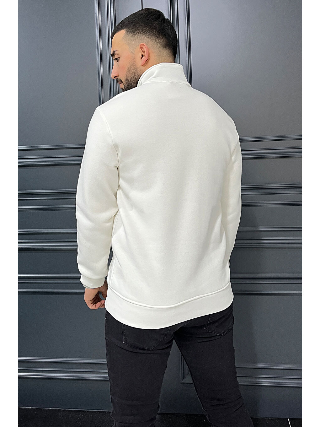 Beyaz Yarım Fermuarlı Cepli Double Face Erkek Sweatshirt-2