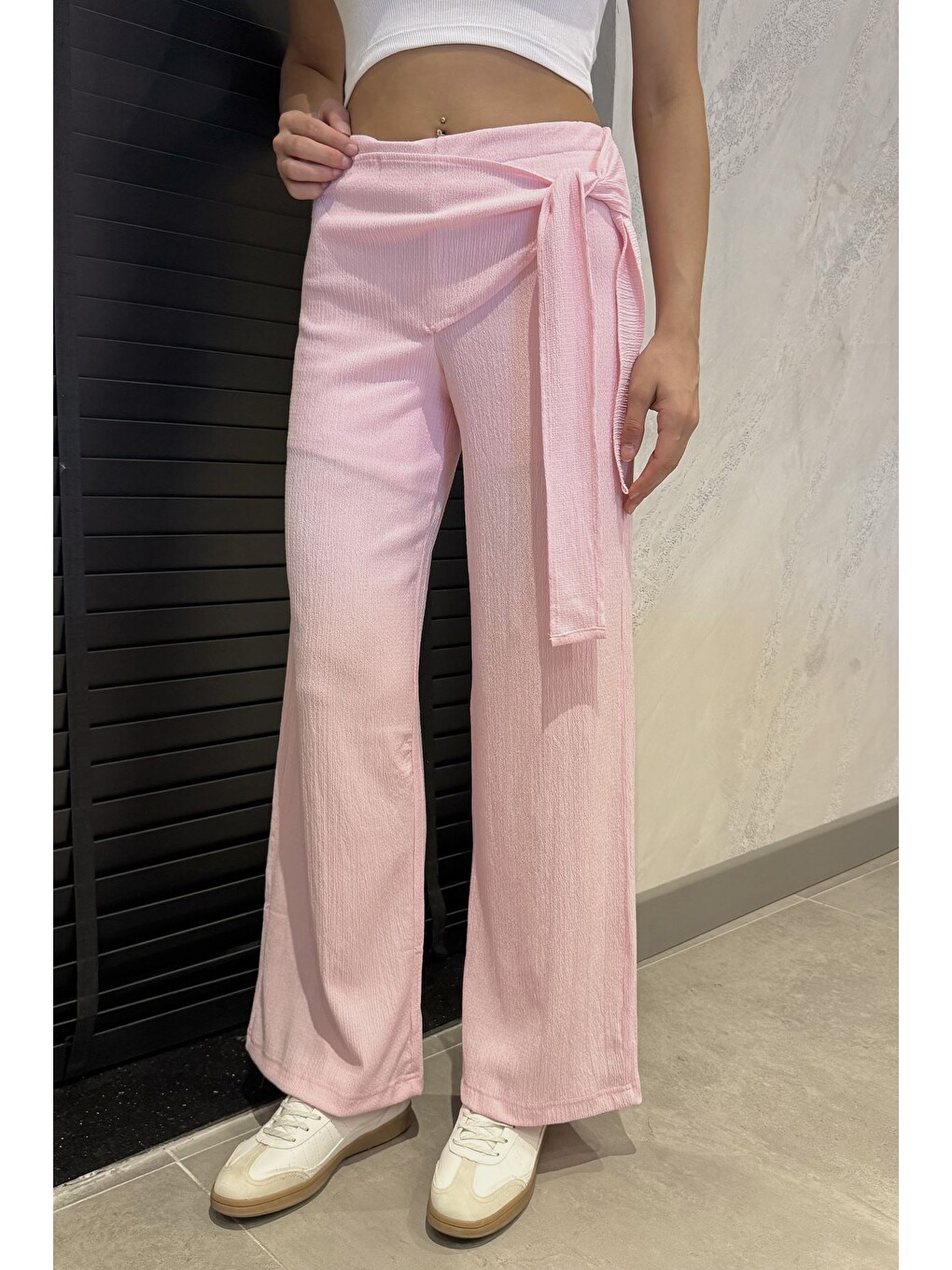 Pembe Kadın Bağlamalı Pantolon-4