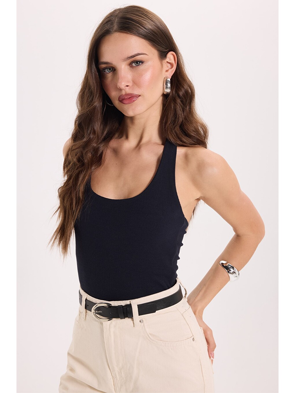 Kadın Slim Fit Dar Kesim Pamuklu Halter Yaka Kaşkorse Lacivert Crop