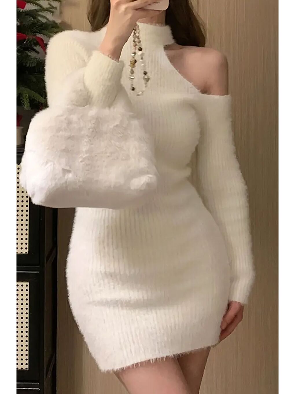 Ekru Tek Omuz Dekolteli Angora Kumaş Triko Elbise-6