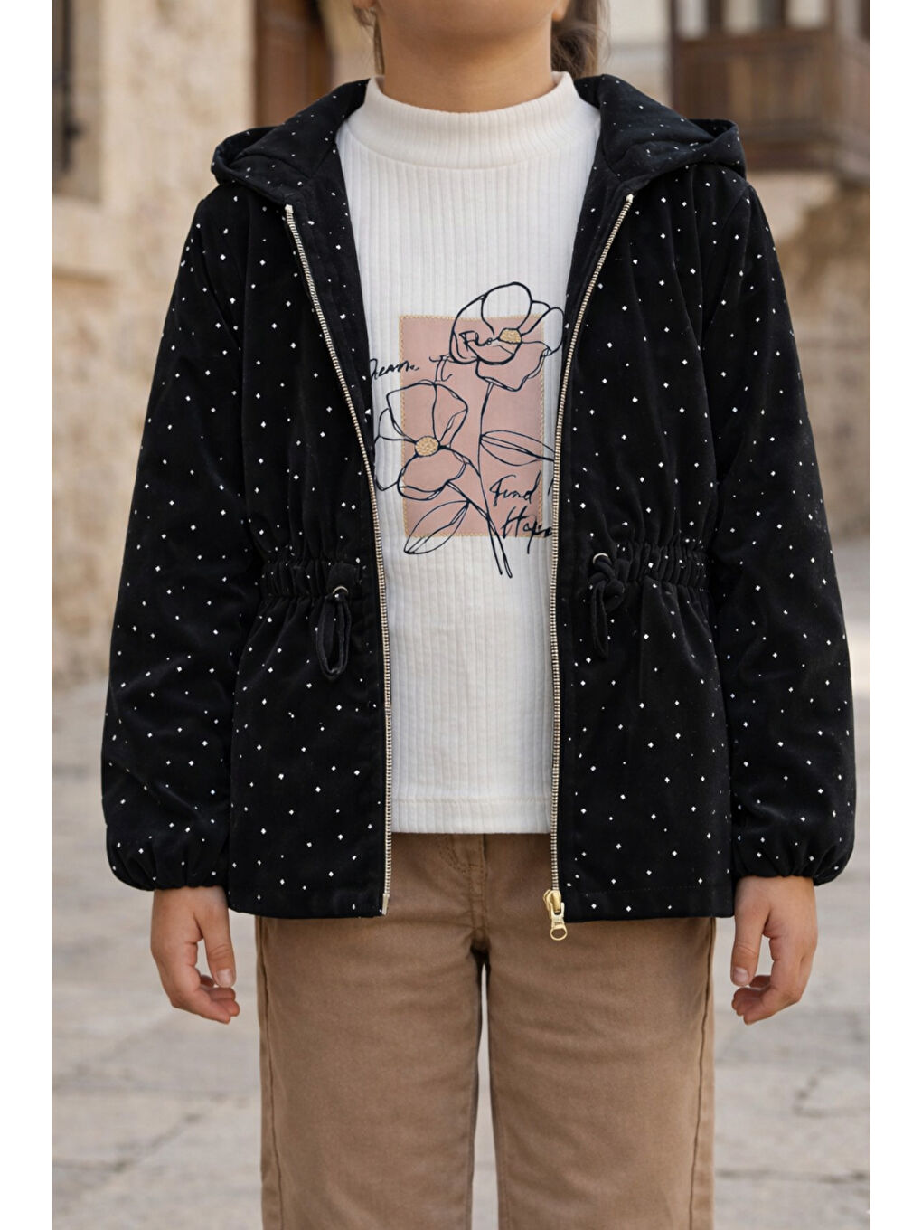 Siyah Kız Çocuk Nova Kumaşlı Taşlı Trençkotlu Penyeli Keten Pantolonlu Alt Üst Takım-1