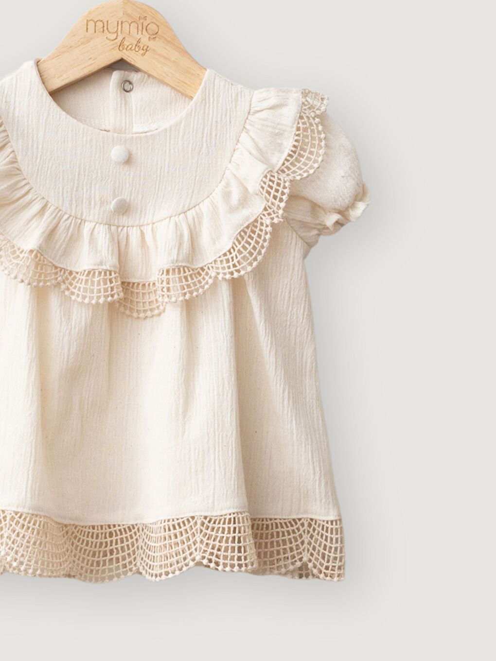 Bej Bisiklet Yaka Dantel Detaylı Kısa Kollu Kız Bebek Bluz ve Şort Takım-2