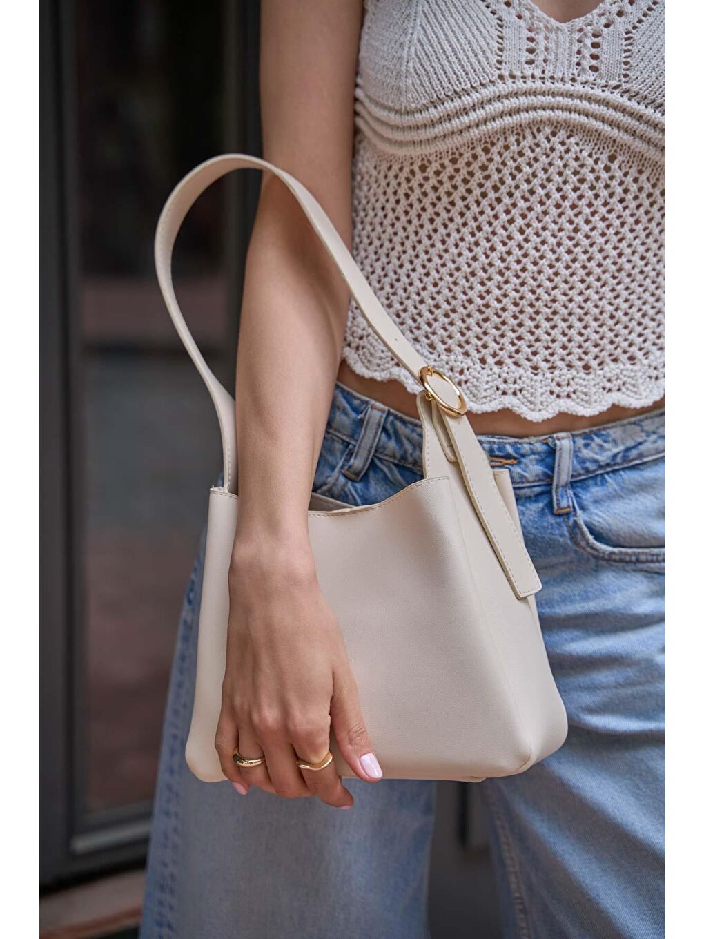 Ekru Toka Detaylı Omuz Çantası Krem-1