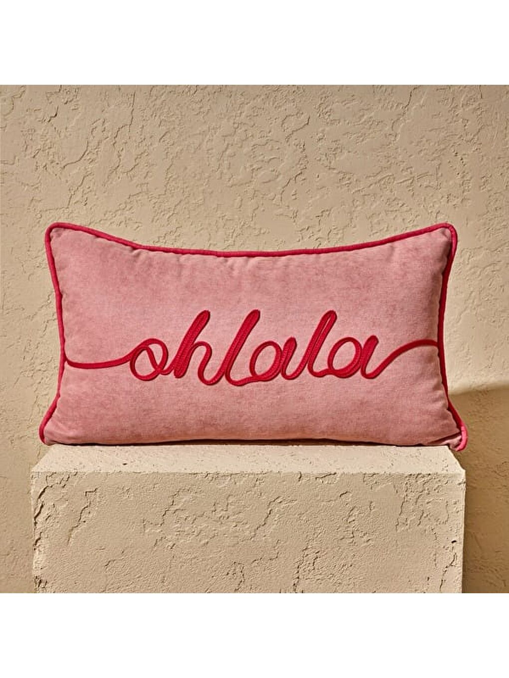 Pembe Soft Ohlala Kırlent - Gülkurusu - 30x50 cm-2