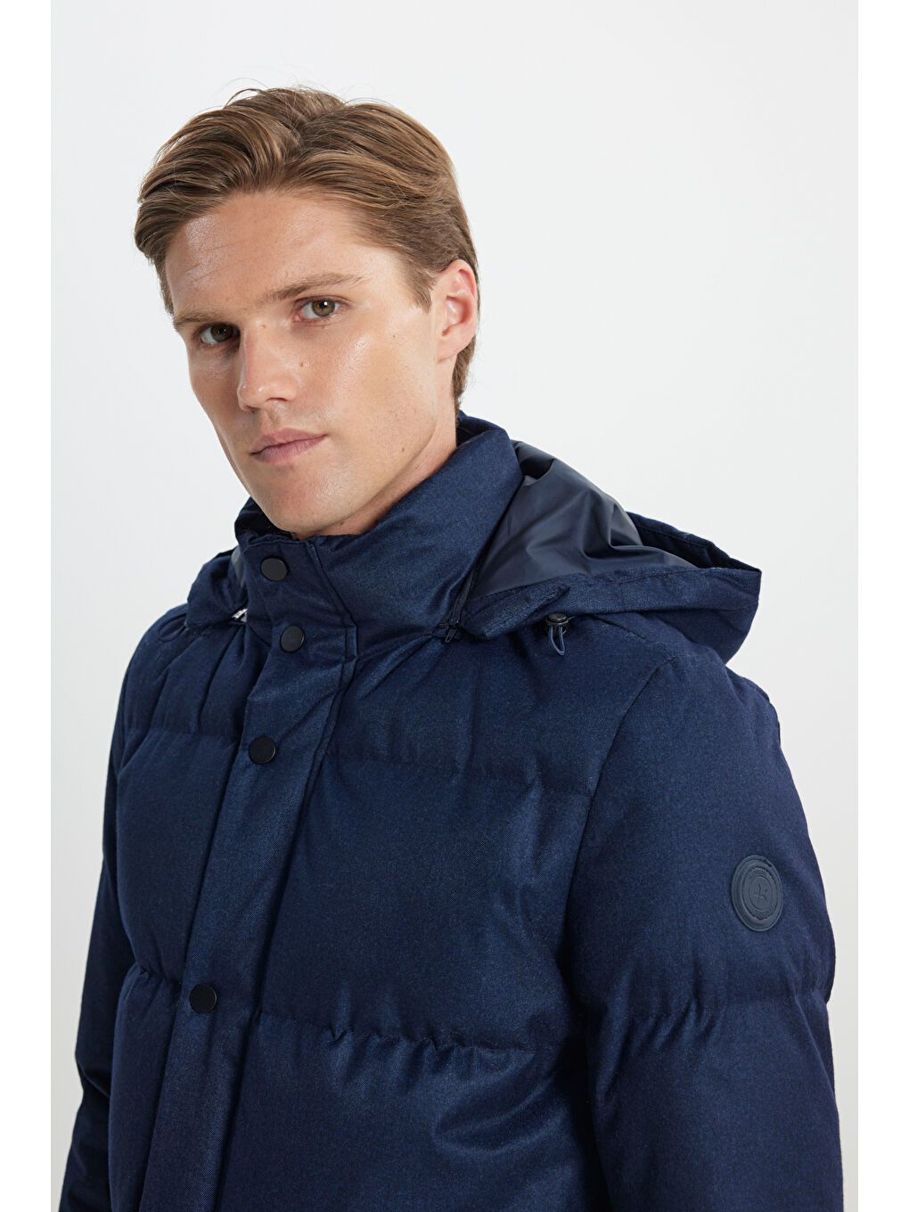 Erkek Lacivert Standart Fit Normal Kesim Kapüşonlu Kaban-6