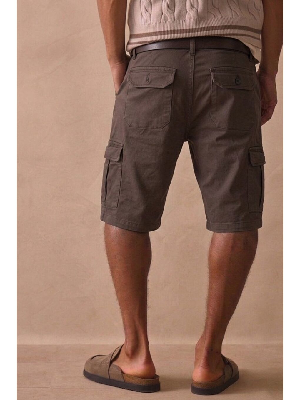 Kahverengi Çok Cepli Yazlık Rahat Kargo Şort-2