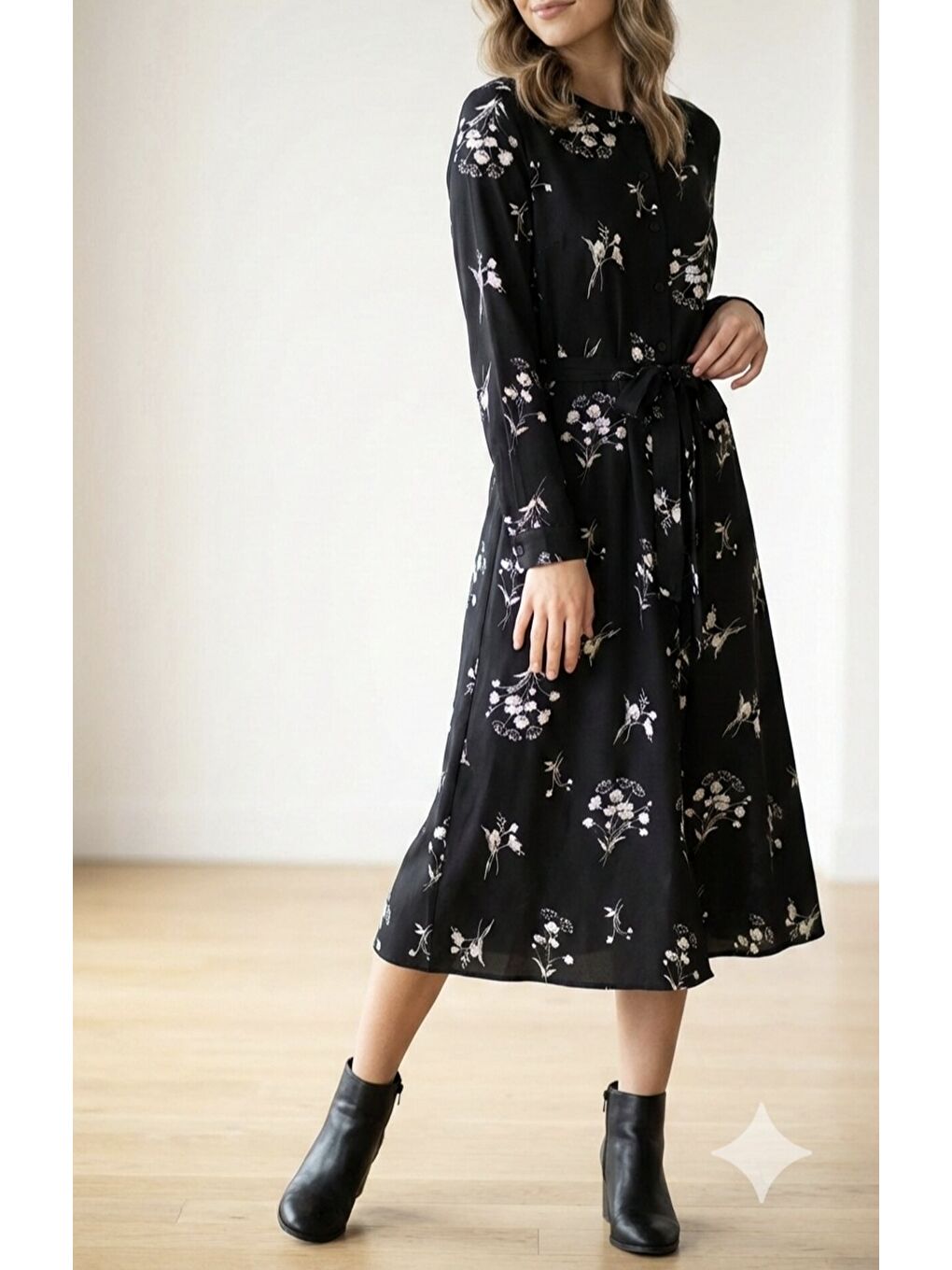 Siyah Kadın Uzun Kollu Hakim Yakalı Düğmeli Kuşaklı Desenli Maxi Mikro Süprem Elbise-2