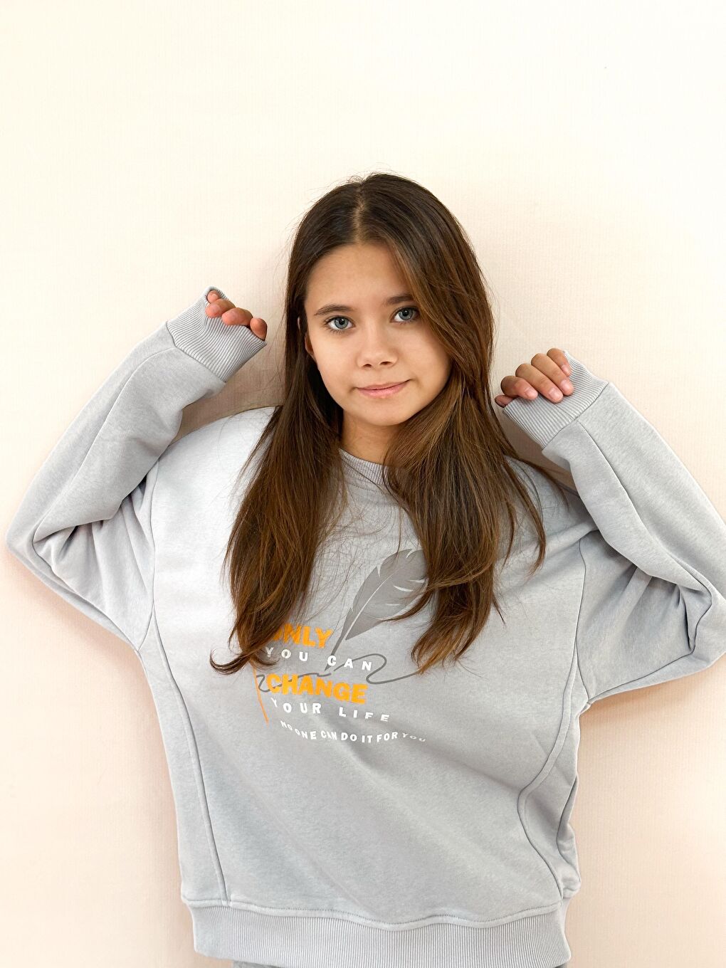 Gri Unisex Bisiklet Yaka Baskılı Sweatshirt-1